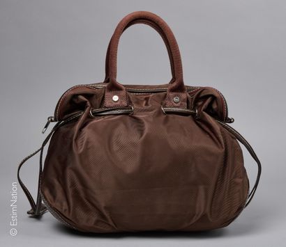LANCEL
BAG in nylon canvas and chocolate...