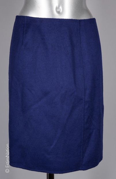 CACHAREL (COLLECTION FALL 2017)
TWO SKIRTS...