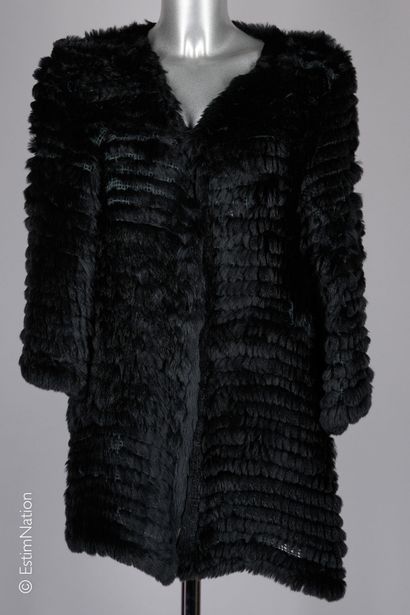 ADRIENNE LANDAU
Jacket with three-quarter...