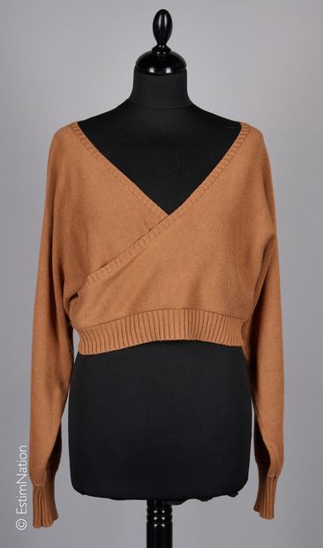CAMILA COELHO
SWEATER cache coeur en tricot...