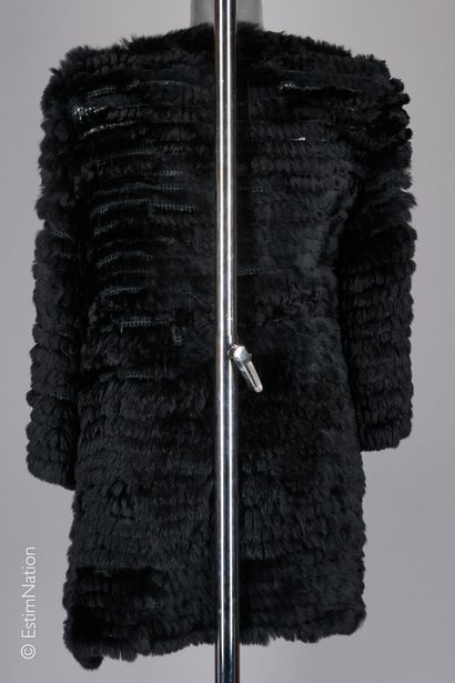 ADRIENNE LANDAU
Jacket with three-quarter...
