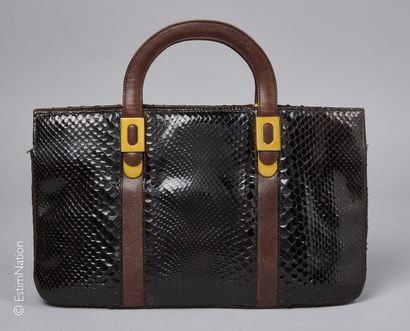 VIMAR CIRCA 1970
BAG in black glossy python...