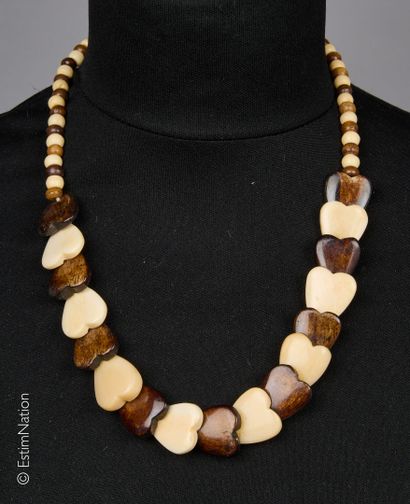 ISADORA, ANONYME
Metal and resin beads pendant,...