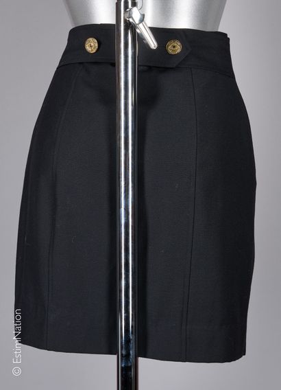 CHEAP AND CHIC BY MOSCHINO
Military-inspired...