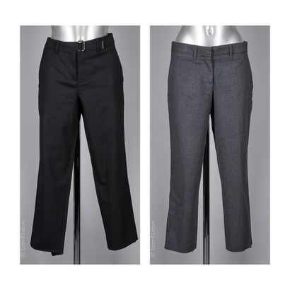 MIU MIU
DEUX PANTALONS slim en laine gris...