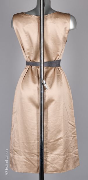 MARNI
ROBE en coton et soie évasée champagne...