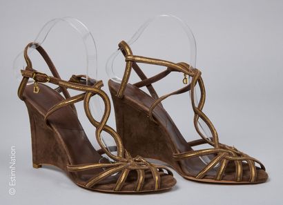 CHRISTIAN DIOR PAR JOHN GALLIANO
PAIR OF...