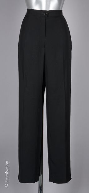 CHANEL (COLLECTION CRUISE 2006), CHANEL
TOP...
