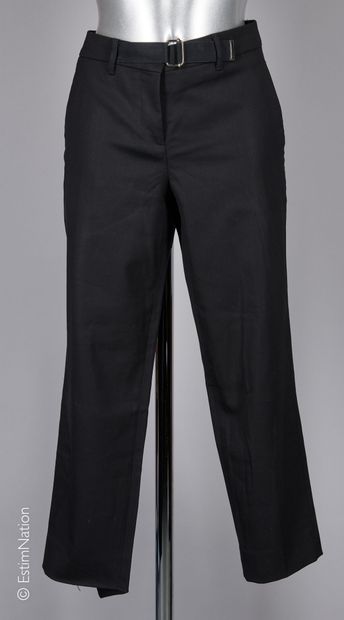 MIU MIU
DEUX PANTALONS slim en laine gris...