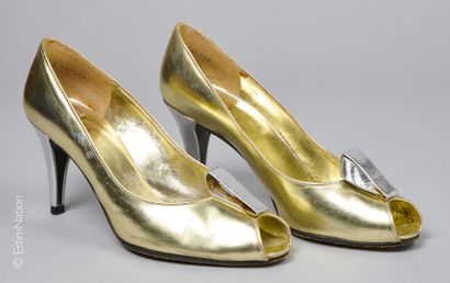 CHRISTIAN DIOR SOULIERS CIRCA 1970
PAIRE...