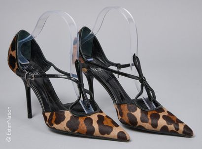 RODOLPHE MENUDIER
PAIR OF SLIPPERS in spotted...