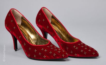 BRUNO MAGLI COUTURE
PAIRE D'ESCARPINS en...