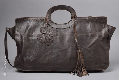 DANIELAPI
Chocolate leather CABAS decorated...