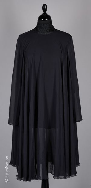 GENNY
ROBE TUNIQUE oversize en crêpe de soie...