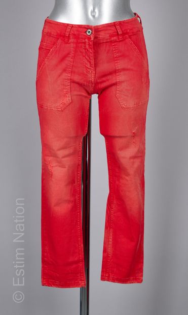 JOHANNA
TROIS PANTALONS en coton façon denim...