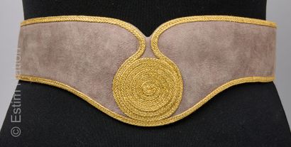 CHARLES JOURDAN VINTAGE
CEINTURE en passementerie...