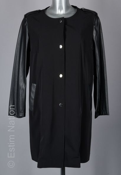 MARINA RINALDI SPORT
MANTEAU léger en polyester...