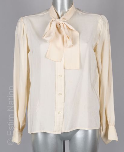 LOUIS FERAUD, ALEXIS DE FURSAC
DEUX BLOUSES...