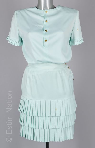 MAUD DEFOSSEZ, ANONYME
ENSEMBLE en polyester...