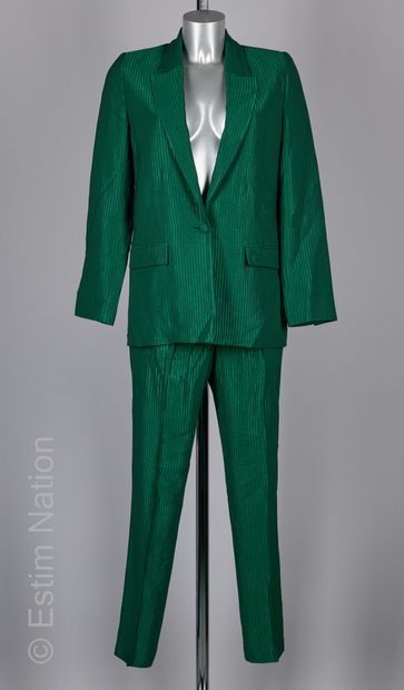 BERENICE
DEUX ENSEMBLES pantalon en acétate...