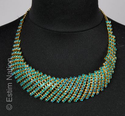 COLLIER D'APPARAT FANTAISIE
Collier ras du...