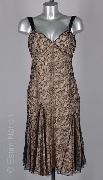 GALLIANO
ROBE en dentelle fantaisie noir...