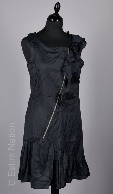 MARC BY MARC JACOBS, SANDRO
DEUX ROBES :...