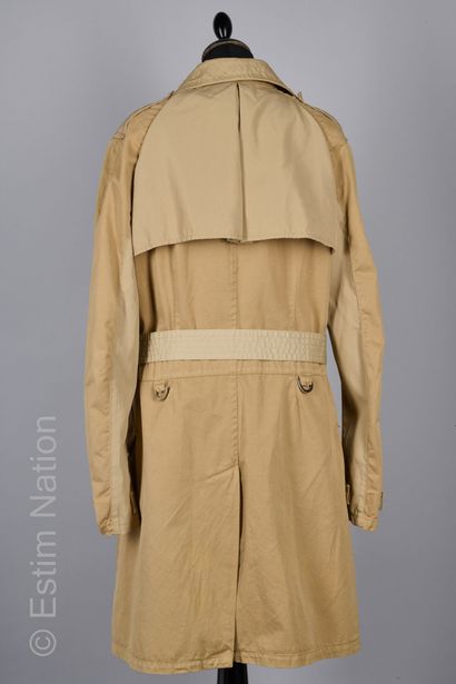 MONCLER VINTAGE
PARDESSUS en gabardine de...