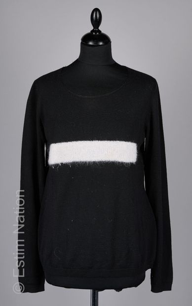 SONIA RYKIEL
TROIS PULL OVER en lainage,...
