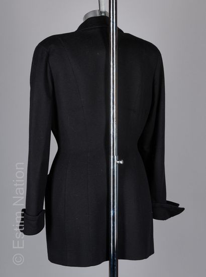 MUGLER
VESTE cintrée en laine et cachemire...