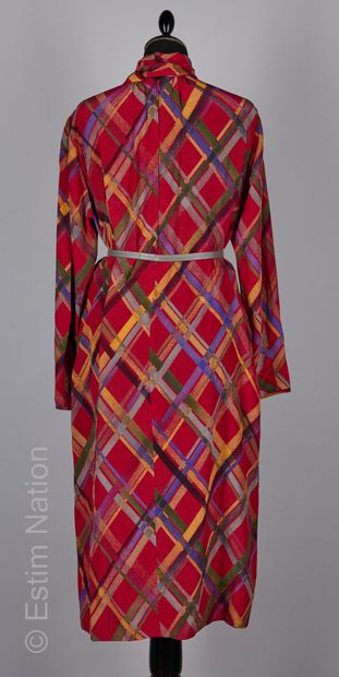 LOUIS FERAUD VINTAGE
ROBE droite en soie...