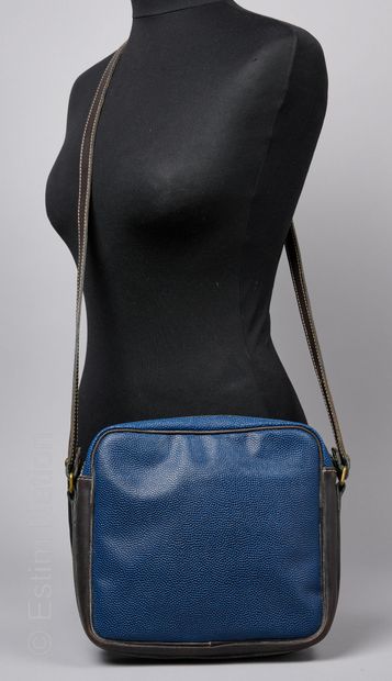 JEAN CHARLES DE CASTELBAJAC
SAC en cuir noir...