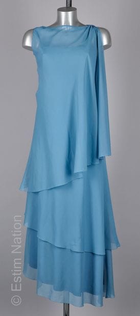 ANONYME TRAVAIL DE COUTURIERE CIRCA 1970
ROBE...