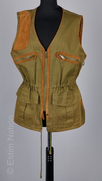RALPH LAUREN, DKNY
DEUX VESTES de chasse...