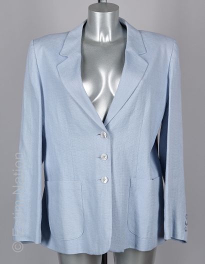GIVENCHY NOUVELLE BOUTIQUE
VESTE en lin bleu...