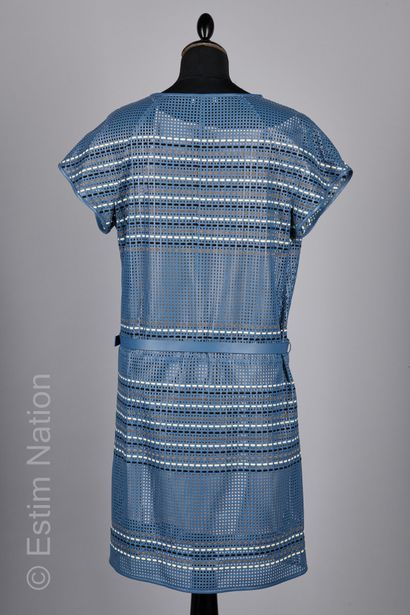 MAISON ULLENS
ROBE en agneau perforé et tressé...