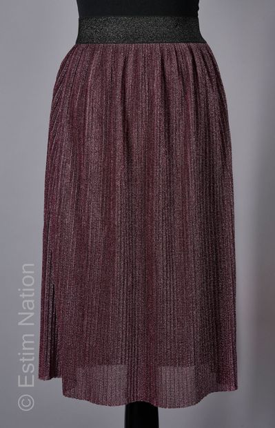 JOHANNA
TROIS JUPES en polyester et lurex,...