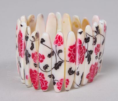 Bracelet extensible composé de baguettes...