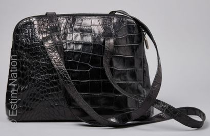 FURLA VINTAGE
SAC en cuir façon alligator...