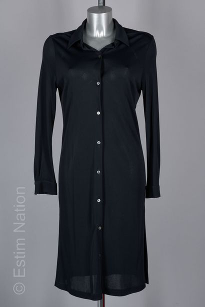 GUY LAROCHE, KENZO
ROBE en crêpe de laine...