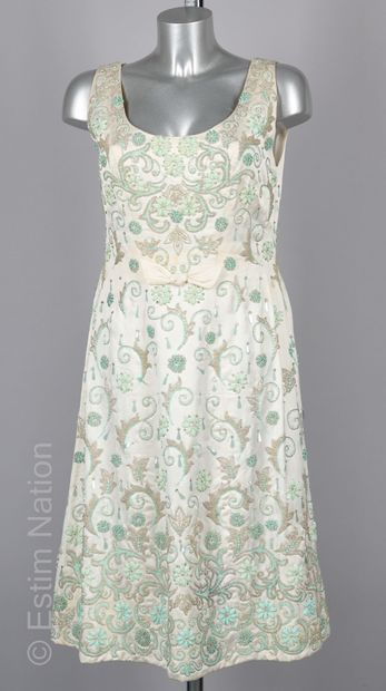 ANONYME COUTURE CIRCA 1965
ROBE en reps de...