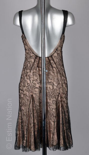 GALLIANO
ROBE en dentelle fantaisie noir...