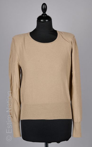 SONIA RYKIEL
TROIS PULL OVER en lainage,...