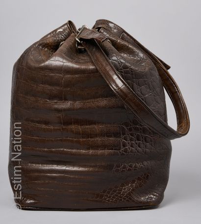 LA BAGAGERIE VINTAGE
SAC seau en simili cuir...