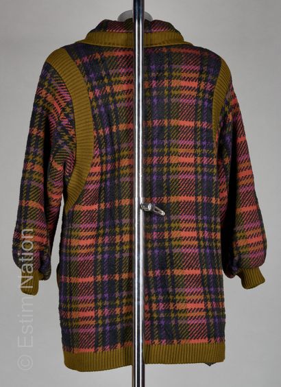 SAINT LAURENT RIVE GAUCHE
MANTEAU matelassé...