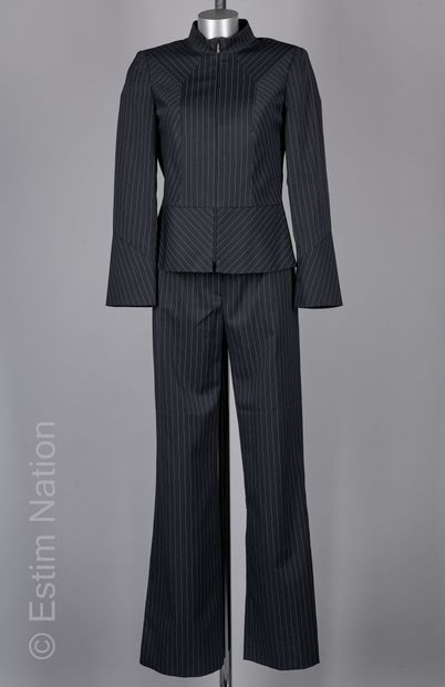 MONTANA CLAUDE MONTANA CIRCA 1990
TAILLEUR...