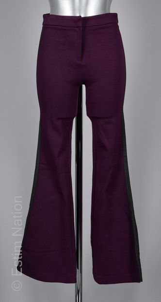 BEL AIR
SALOPETTE en crêpe noire (T 1), PANTALON...