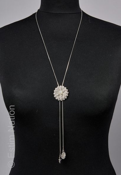 Collier dit 