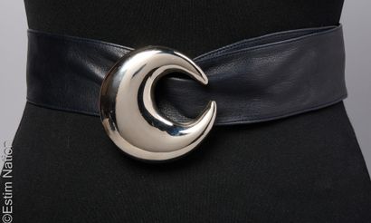 YVES SAINT LAURENT RIVE GAUCHE DEBUT 1990
BELT...