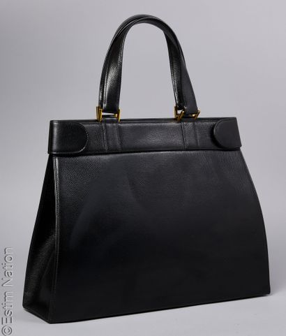 YVES SAINT LAURENT VERS 1990
Black grained...
